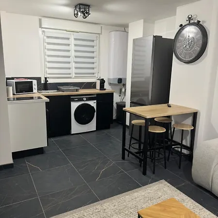 Le Dunkerquois Centre Et アパート